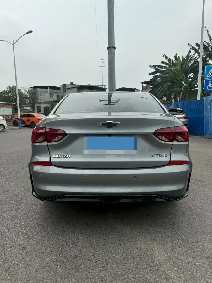 2023 Chevrolet Monza 1.5L 113HP L4 6DCT,autocango,china used car exporter,china ev exporter,chinese used car exporter,chinese used ev exporter