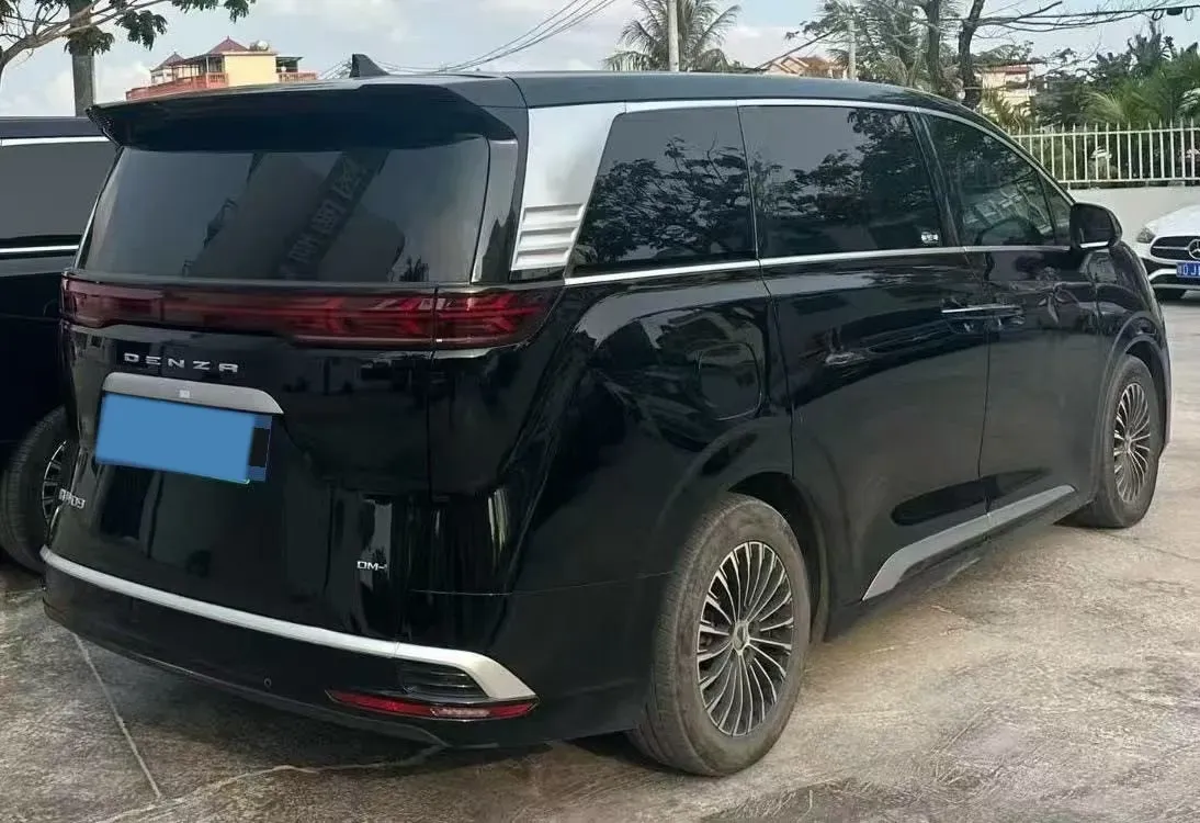 2022 Denza D9 1.5T 139HP L4 E-CVT PHEV 40.06KWH,autocango,china used car exporter,china ev exporter,chinese used car exporter,chinese used ev exporter
