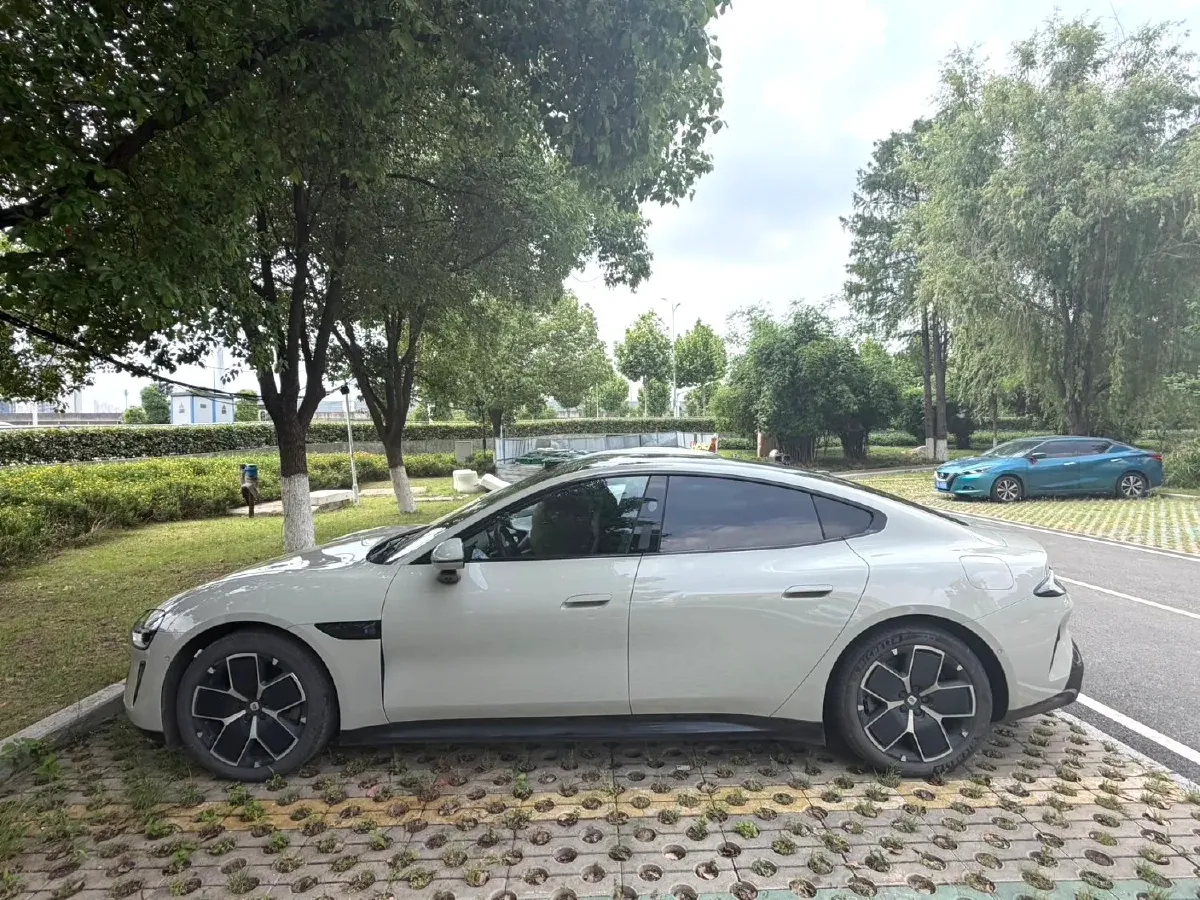 2024 MI SU7 BEV 94.3KWH,autocango,china used car exporter,china ev exporter,chinese used car exporter,chinese used ev exporter