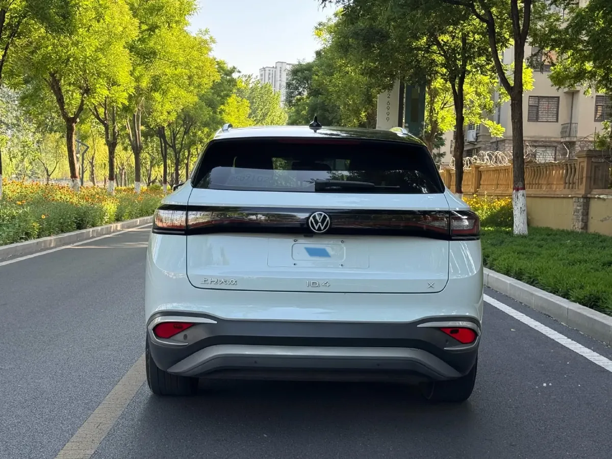 2023 Leapmotor C01 1.5L 95HP L4 REEV 43.7KWH,autocango,china used car exporter,china ev exporter,chinese used car exporter,chinese used ev exporter