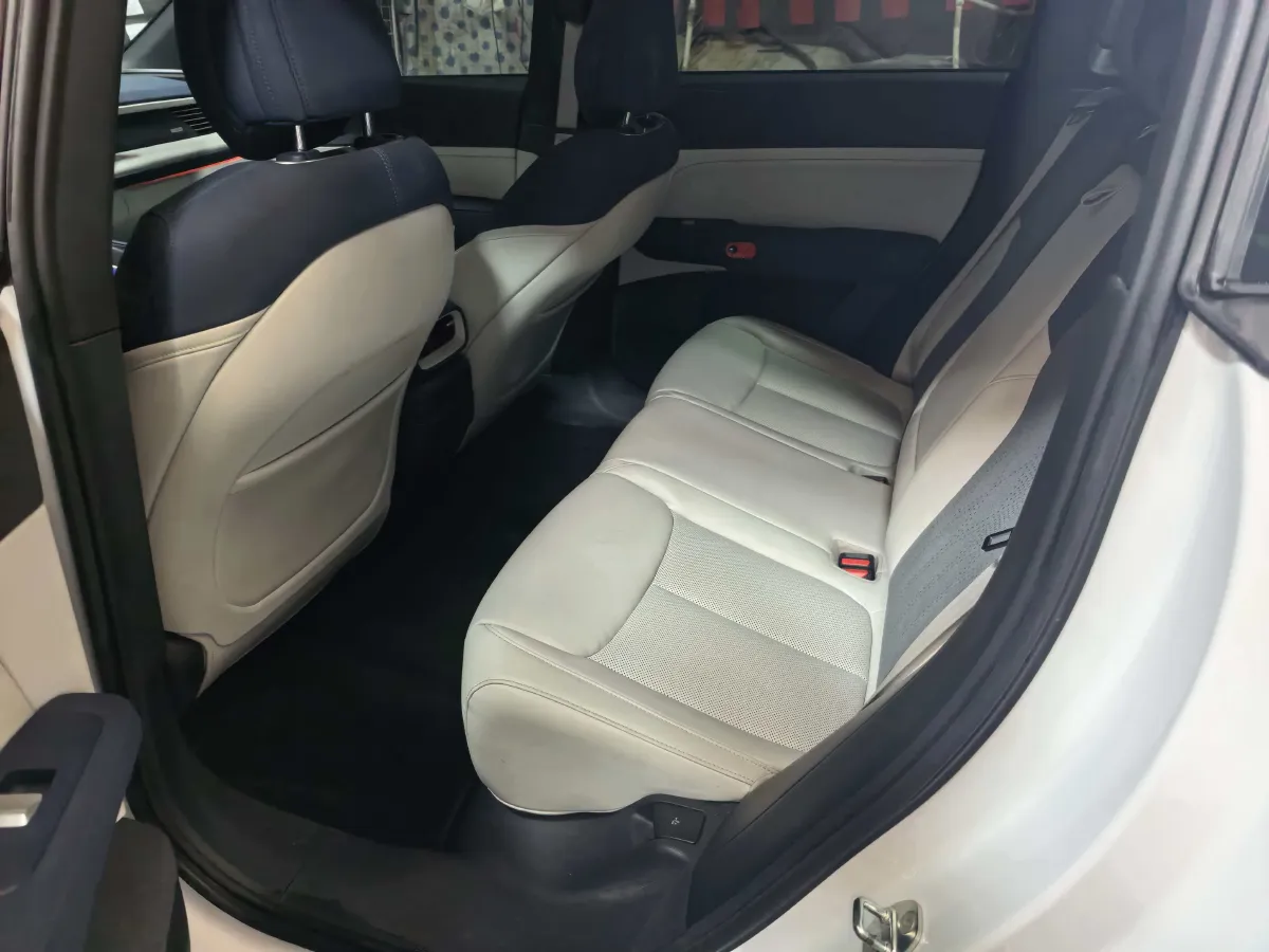 2023 Xpeng G6 BEV 87.5KWH,autocango,china used car exporter,china ev exporter,chinese used car exporter,chinese used ev exporter