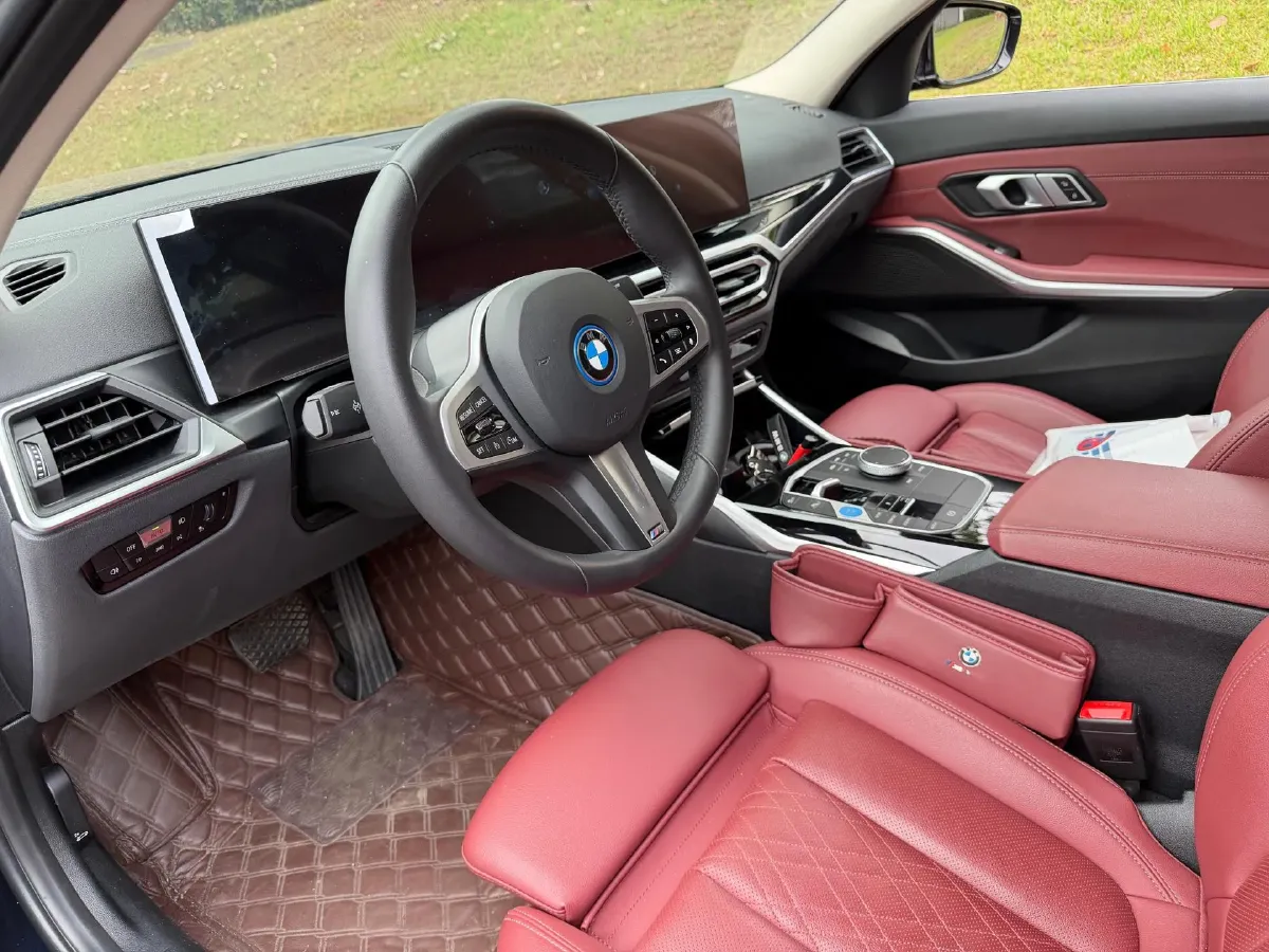 2024 BMW i3 BEV 70KWH,autocango,china used car exporter,china ev exporter,chinese used car exporter,chinese used ev exporter