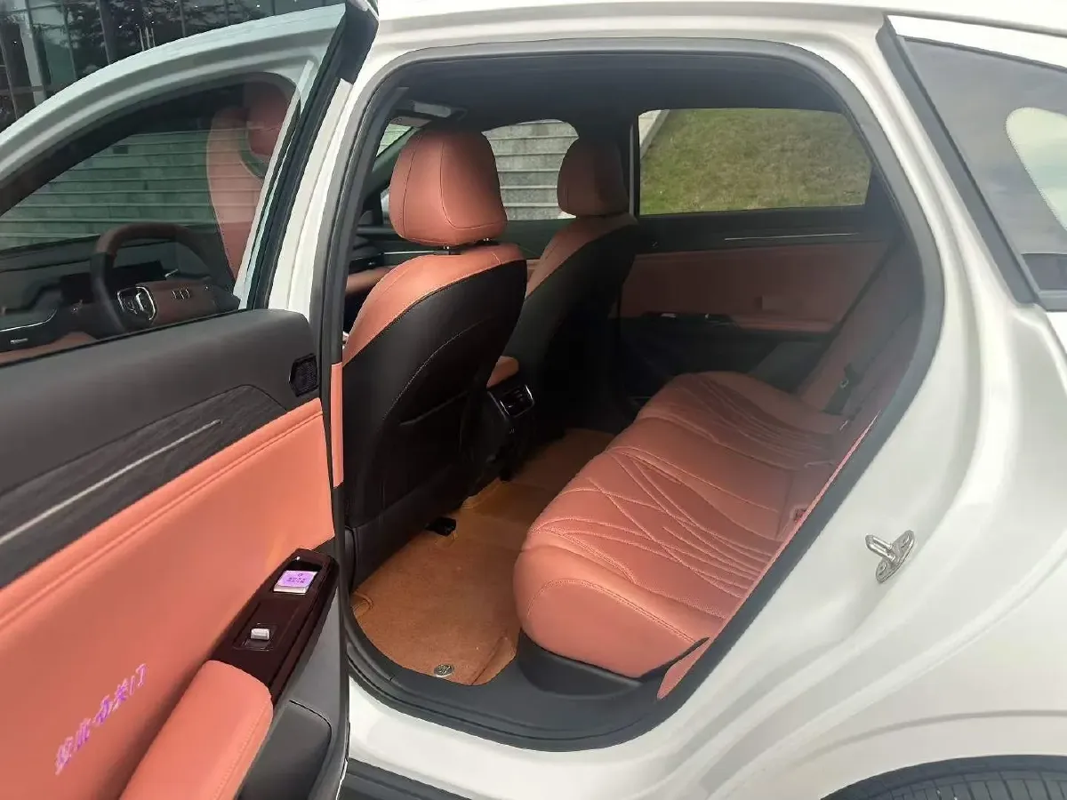 2025 Geely Galaxy A7 1.5L 112HP L4 1DHT PHEV,autocango,china used car exporter,china ev exporter,chinese used car exporter,chinese used ev exporter