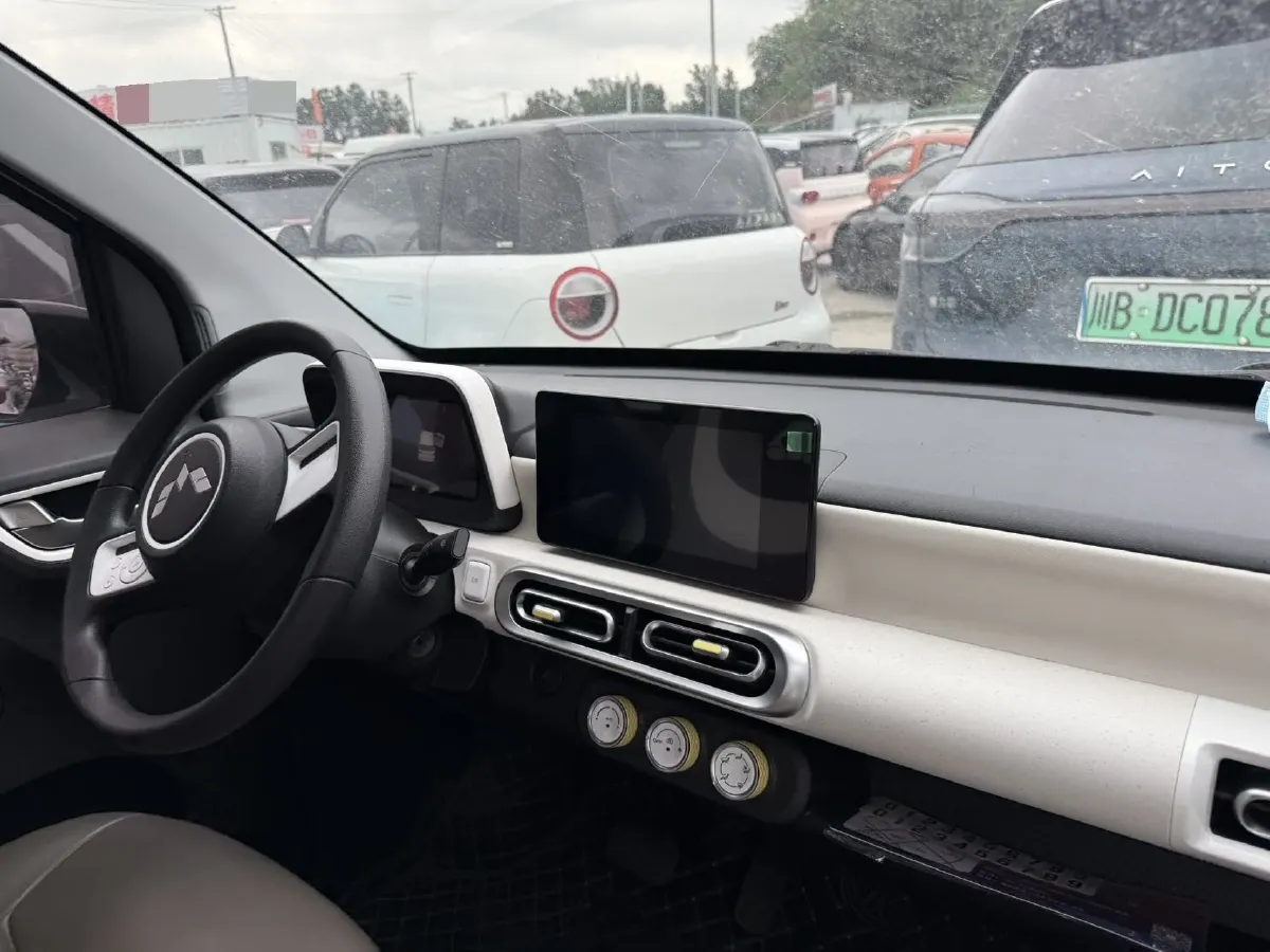 2024 WuLing HongGuang MINI EV BEV 17.3KWH,autocango,china used car exporter,china ev exporter,chinese used car exporter,chinese used ev exporter