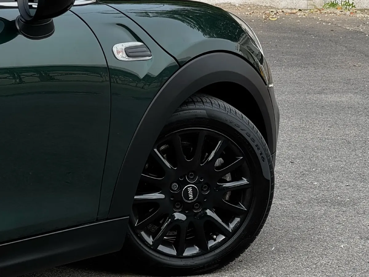 2018 MINI COUNTRYMAN 1.5T 136HP L3 6AT,autocango,china used car exporter,china ev exporter,chinese used car exporter,chinese used ev exporter