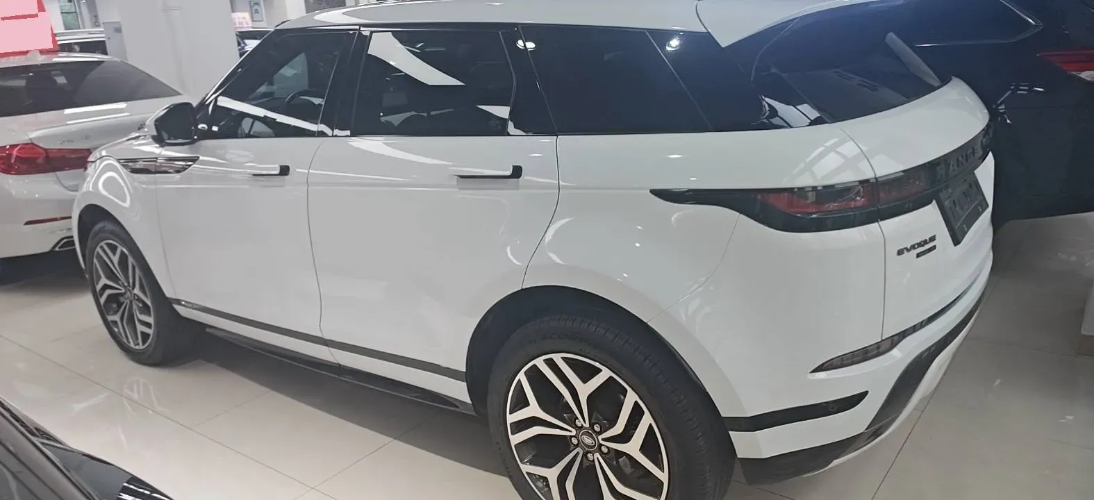 2020 Land Rover Range Rover Evoque 2.0T 249HP L4 9AT,autocango,china used car exporter,china ev exporter,chinese used car exporter,chinese used ev exporter