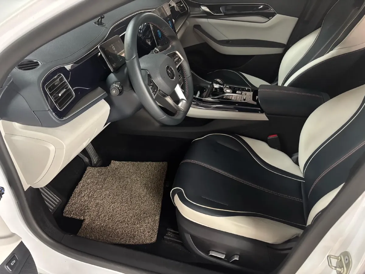 2021 Haval F7 1.5T 169HP L4 7DCT,autocango,china used car exporter,china ev exporter,chinese used car exporter,chinese used ev exporter