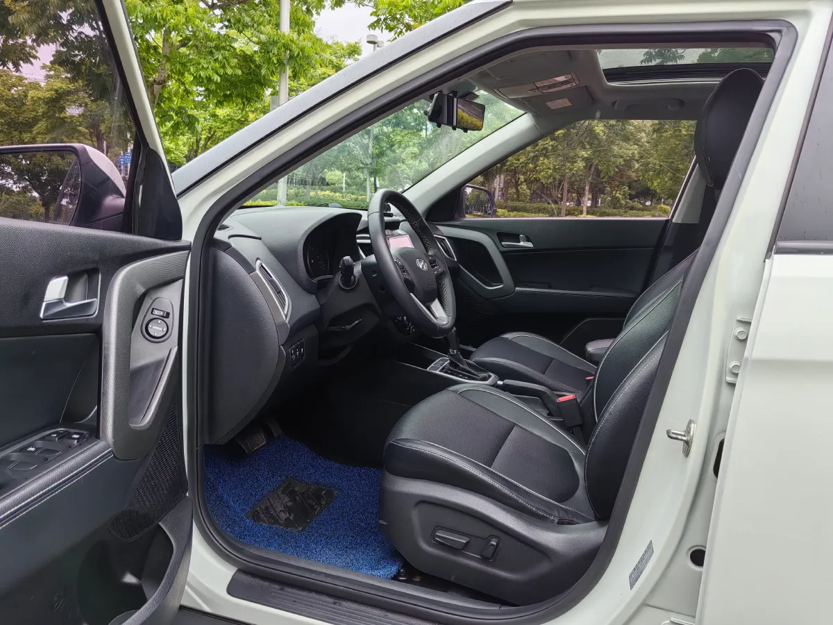 2017 Hyundai ix25 1.6L 125HP L4 6AT,autocango,china used car exporter,china ev exporter,chinese used car exporter,chinese used ev exporter