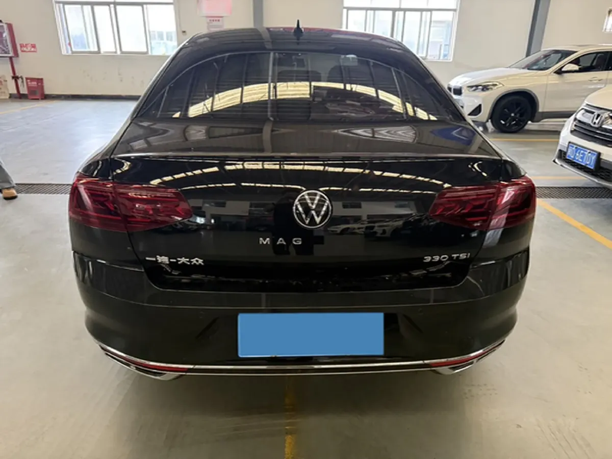 2023 Volkswagen Magotan 2.0T 186HP L4 7DCT,autocango,china used car exporter,china ev exporter,chinese used car exporter,chinese used ev exporter