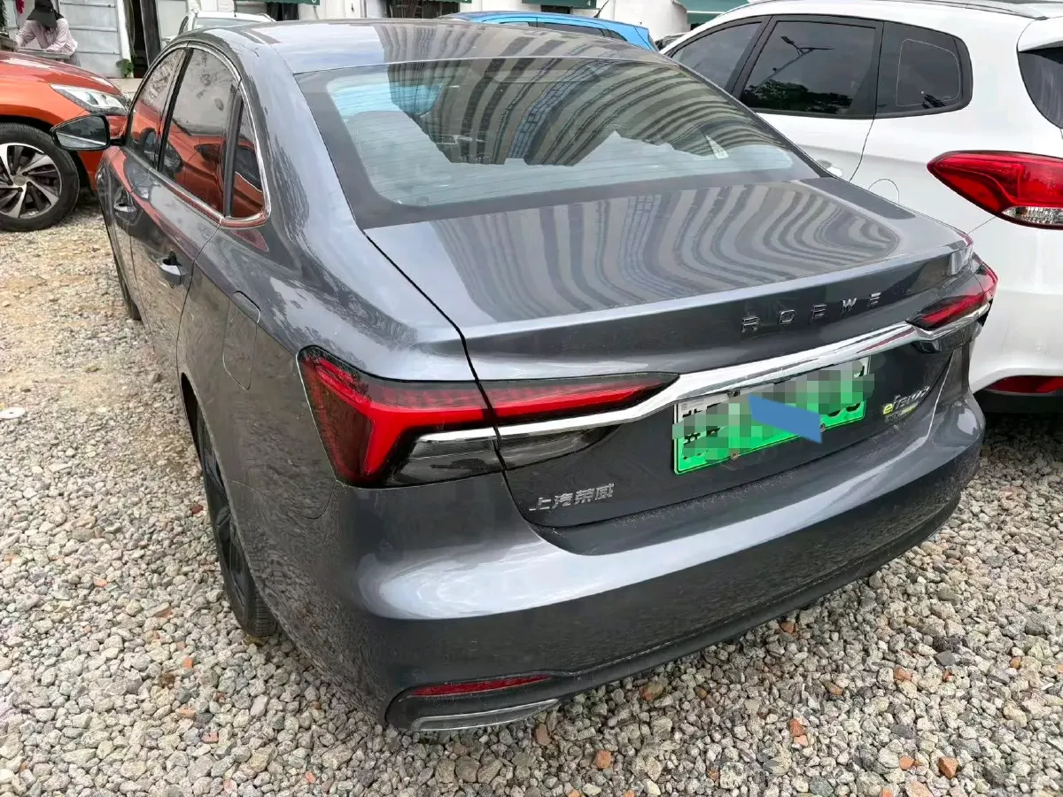 2020 Roewe i6 MAX 1.5T 169HP L4 AMT PHEV,autocango,china used car exporter,china ev exporter,chinese used car exporter,chinese used ev exporter