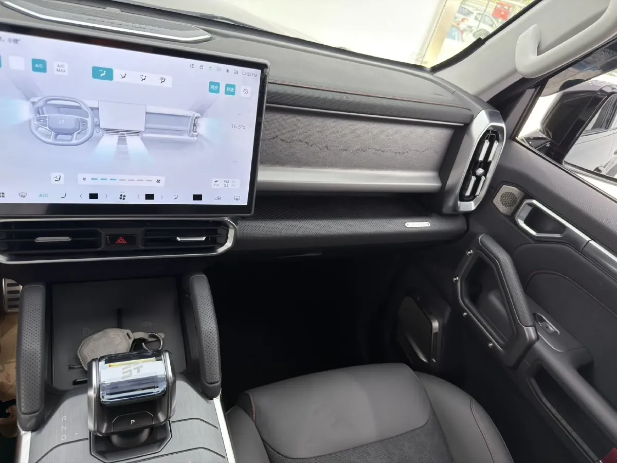 2025 Jetour Traveller 2.0T 254HP L4 8AT,autocango,china used car exporter,china ev exporter,chinese used car exporter,chinese used ev exporter