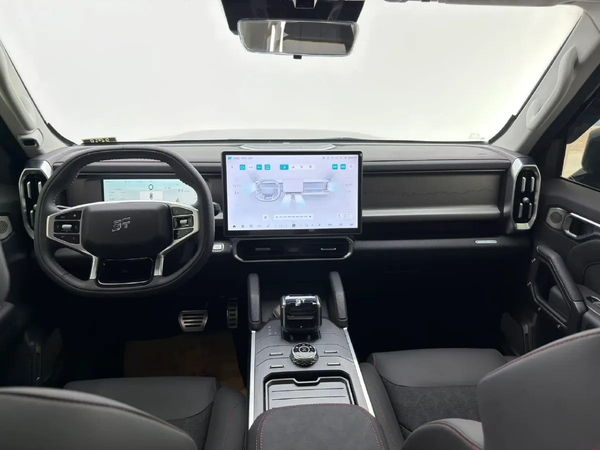 2025 Jetour Traveller 2.0T 254HP L4 8AT,autocango,china used car exporter,china ev exporter,chinese used car exporter,chinese used ev exporter