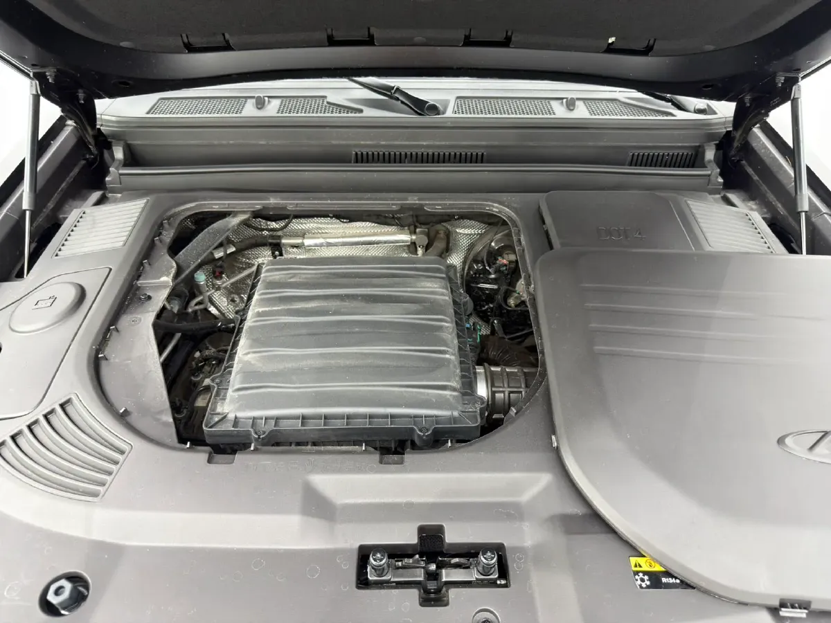 2025 Jetour Traveller 2.0T 254HP L4 8AT,autocango,china used car exporter,china ev exporter,chinese used car exporter,chinese used ev exporter
