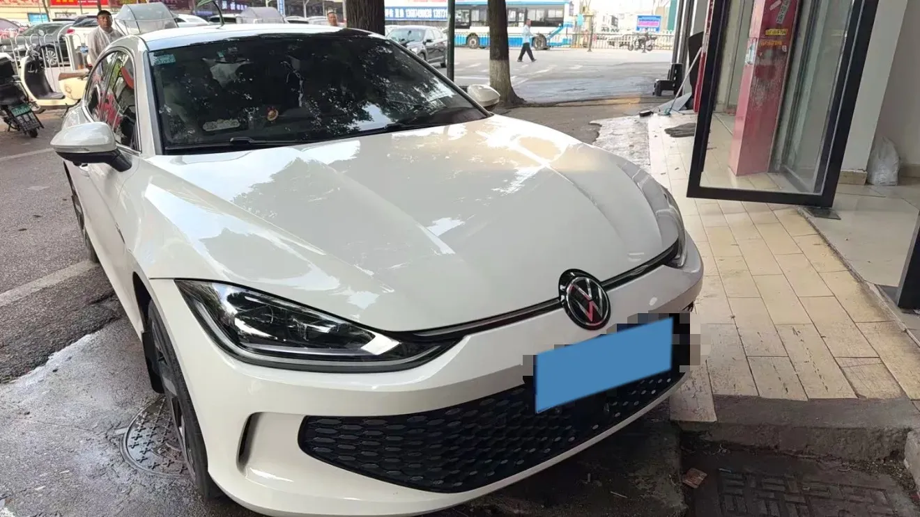 2023 Volkswagen Lamando 1.4T 150HP L4 7DCT,autocango,china used car exporter,china ev exporter,chinese used car exporter,chinese used ev exporter