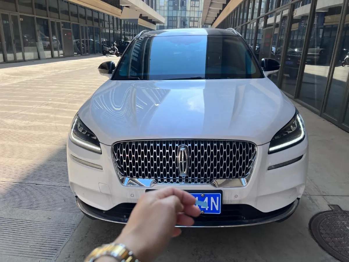 2021 Lincoln Corsair 2.0T 245HP L4 8AT,autocango,china used car exporter,china ev exporter,chinese used car exporter,chinese used ev exporter