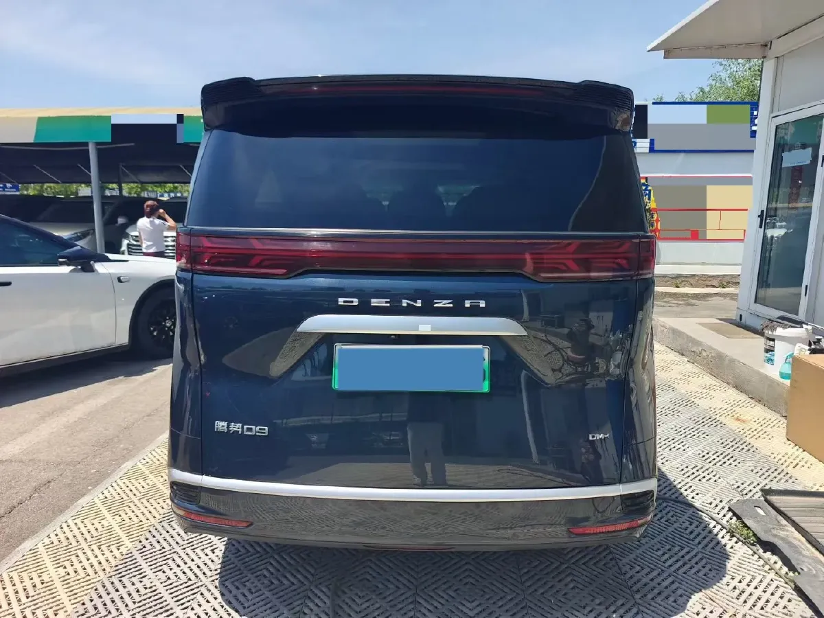 2022 HongQi HS7 3.0T 337HP V6 8AT,autocango,china used car exporter,china ev exporter,chinese used car exporter,chinese used ev exporter