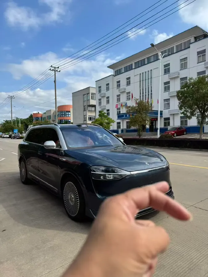 2024 AITO AITO M9 1.5T 152HP L4 REEV 42KWH,autocango,china used car exporter,china ev exporter,chinese used car exporter,chinese used ev exporter
