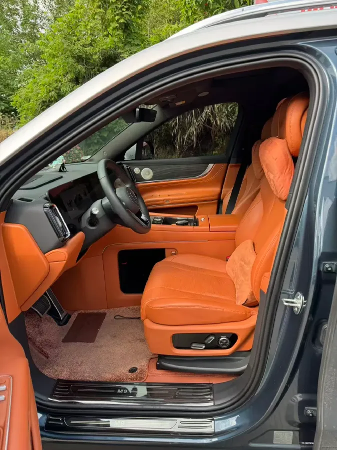 2024 AITO AITO M9 1.5T 152HP L4 REEV 42KWH,autocango,china used car exporter,china ev exporter,chinese used car exporter,chinese used ev exporter