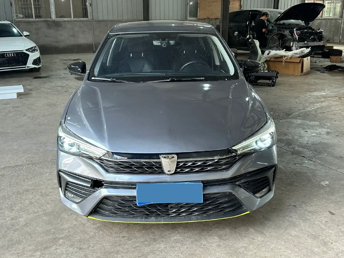 2021 Roewe i5 1.5L 120HP L4 CVT,autocango,china used car exporter,china ev exporter,chinese used car exporter,chinese used ev exporter