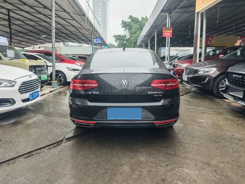 2019 Volkswagen Magotan 2.0T 186HP L4 7DCT,autocango,china used car exporter,china ev exporter,chinese used car exporter,chinese used ev exporter