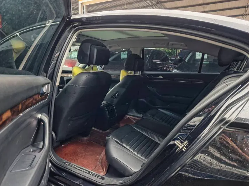 2019 Volkswagen Magotan 2.0T 186HP L4 7DCT,autocango,china used car exporter,china ev exporter,chinese used car exporter,chinese used ev exporter