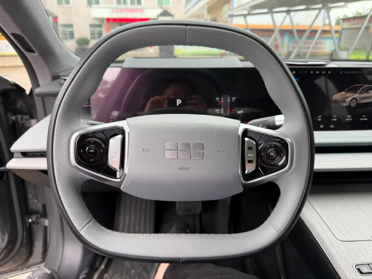 2024 Geely Galaxy E8 BEV 62KWH,autocango,china used car exporter,china ev exporter,chinese used car exporter,chinese used ev exporter