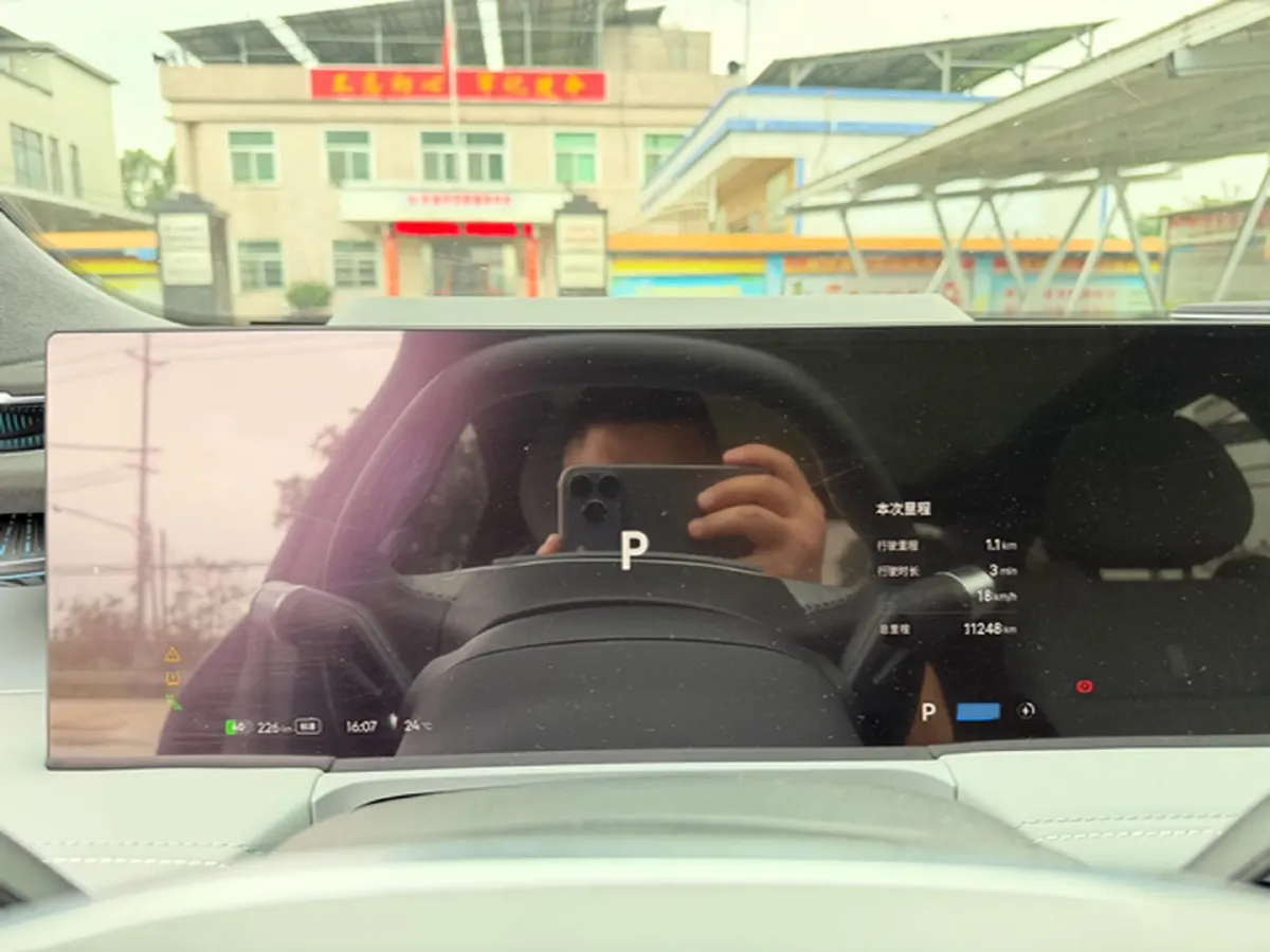 2024 Geely Galaxy E8 BEV 62KWH,autocango,china used car exporter,china ev exporter,chinese used car exporter,chinese used ev exporter