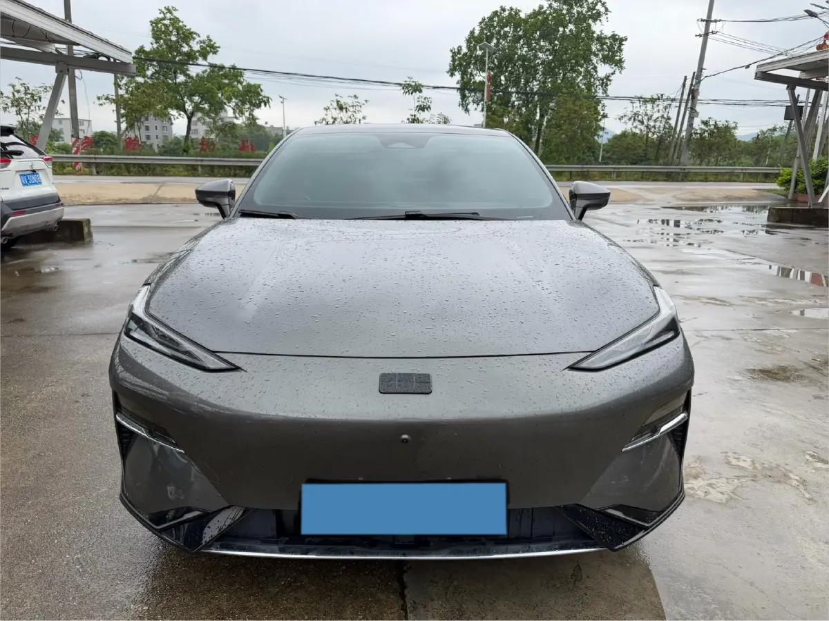 2024 Geely Galaxy E8 BEV 62KWH,autocango,china used car exporter,china ev exporter,chinese used car exporter,chinese used ev exporter