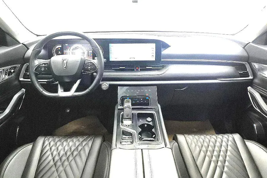 2020 Bestune T99 2.0T 224HP L4 6AT,autocango,china used car exporter,china ev exporter,chinese used car exporter,chinese used ev exporter