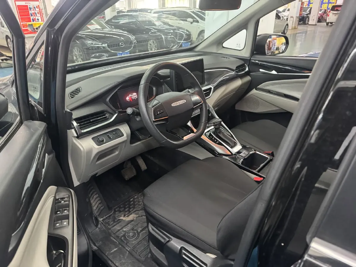 2022 MAXUS G50 1.5T 169HP L4 7DCT,autocango,china used car exporter,china ev exporter,chinese used car exporter,chinese used ev exporter