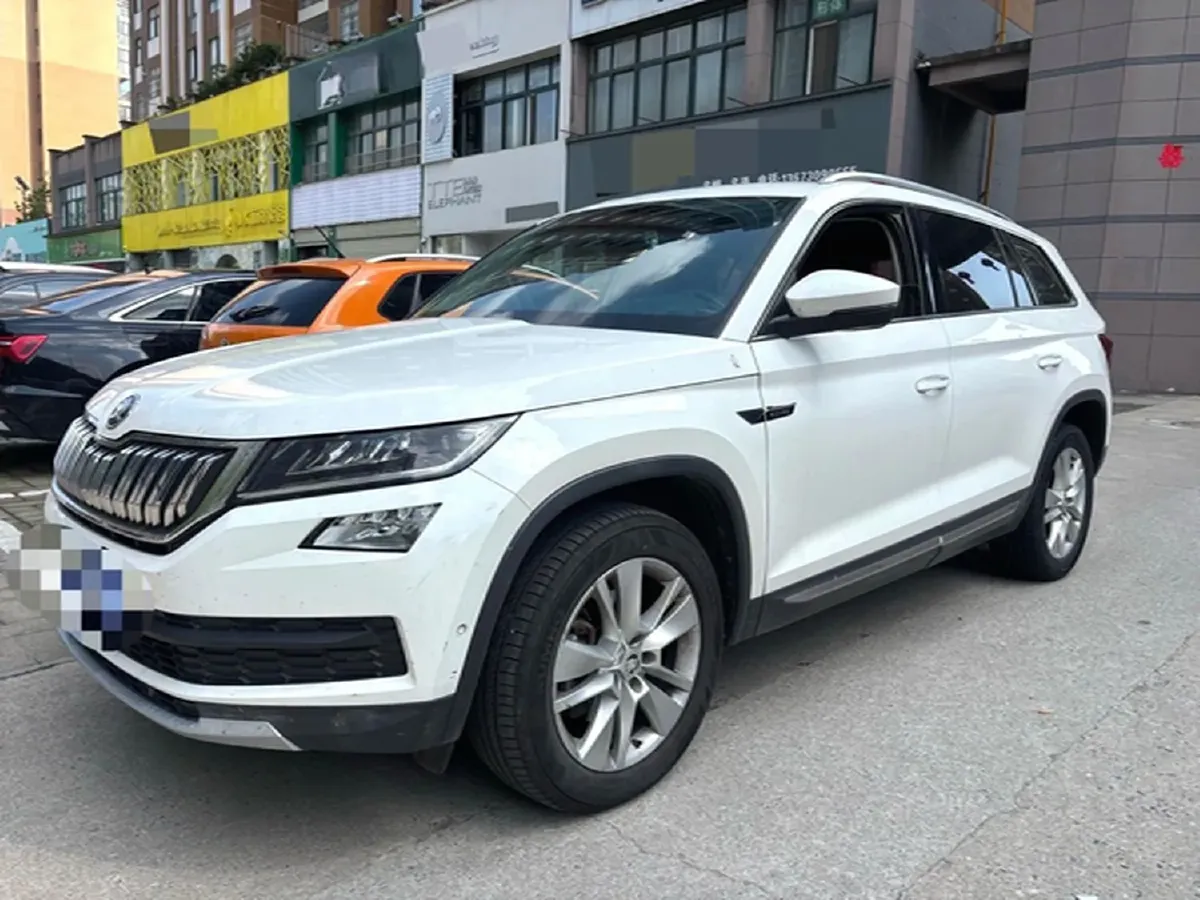 2019 Skoda Kodiak GT 2.0T 220HP L4 7DCT,autocango,china used car exporter,china ev exporter,chinese used car exporter,chinese used ev exporter