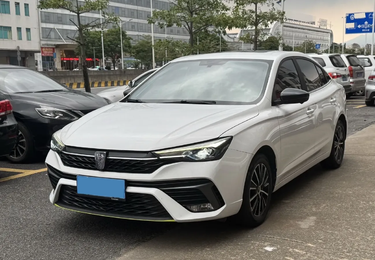 2021 Roewe i5 1.5L 120HP L4 CVT,autocango,china used car exporter,china ev exporter,chinese used car exporter,chinese used ev exporter