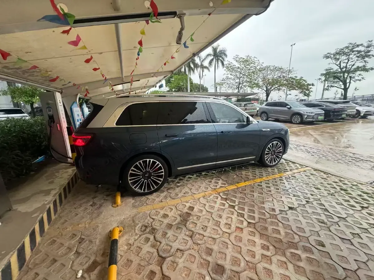 2024 AITO AITO M9 1.5T 152HP L4 REEV 42KWH,autocango,china used car exporter,china ev exporter,chinese used car exporter,chinese used ev exporter