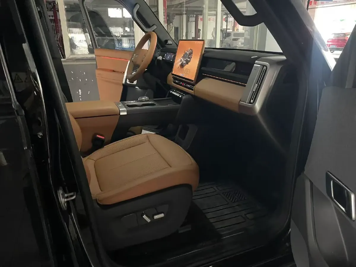 2026 Toyota Camry 2.0L 173HP L4 CVT,autocango,china used car exporter,china ev exporter,chinese used car exporter,chinese used ev exporter