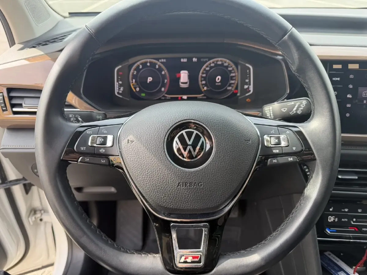 2021 Volkswagen Tharu 1.4T 150HP L4 7DCT,autocango,china used car exporter,china ev exporter,chinese used car exporter,chinese used ev exporter
