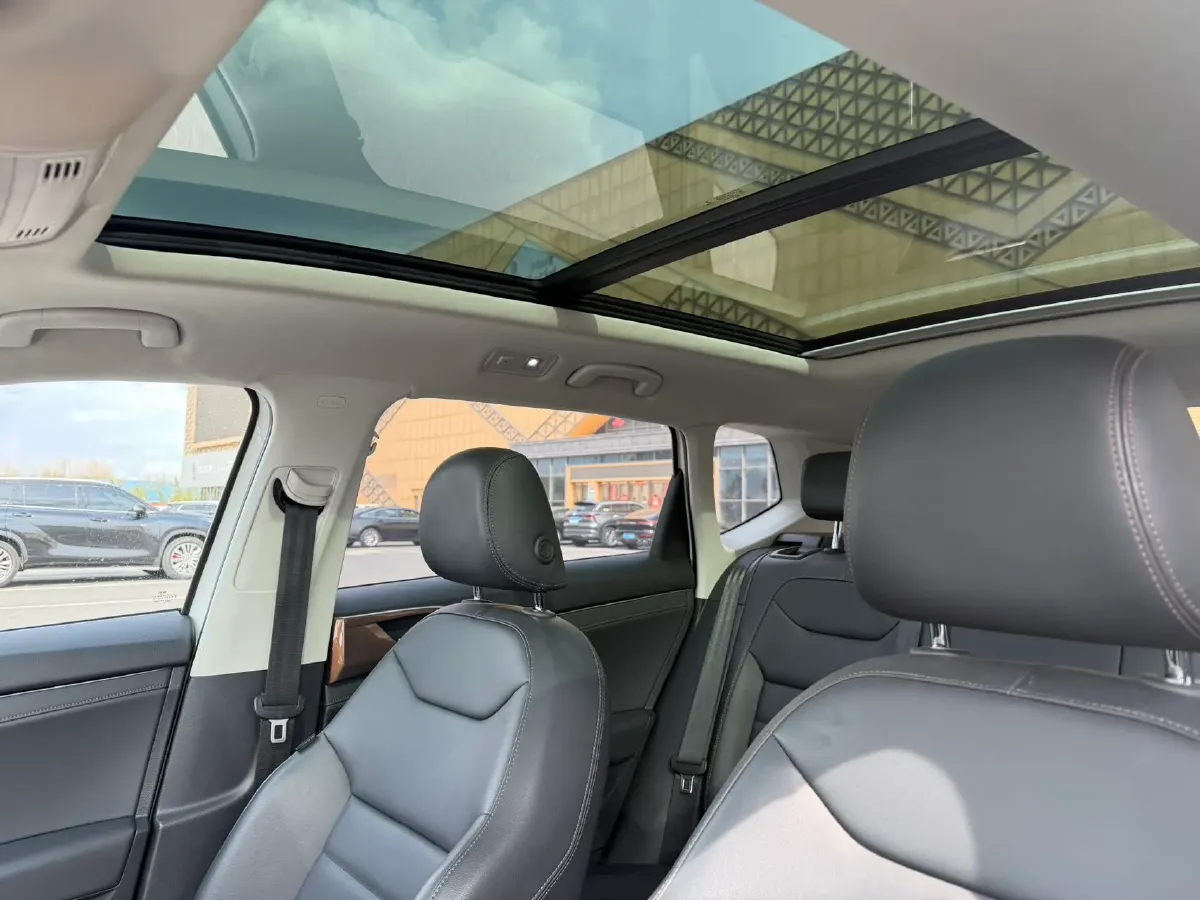2021 Volkswagen Tharu 1.4T 150HP L4 7DCT,autocango,china used car exporter,china ev exporter,chinese used car exporter,chinese used ev exporter
