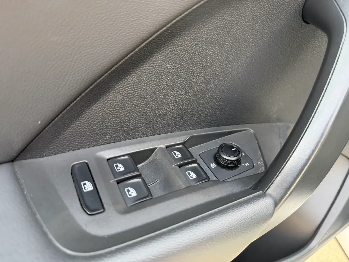 2021 Volkswagen Tharu 1.4T 150HP L4 7DCT,autocango,china used car exporter,china ev exporter,chinese used car exporter,chinese used ev exporter