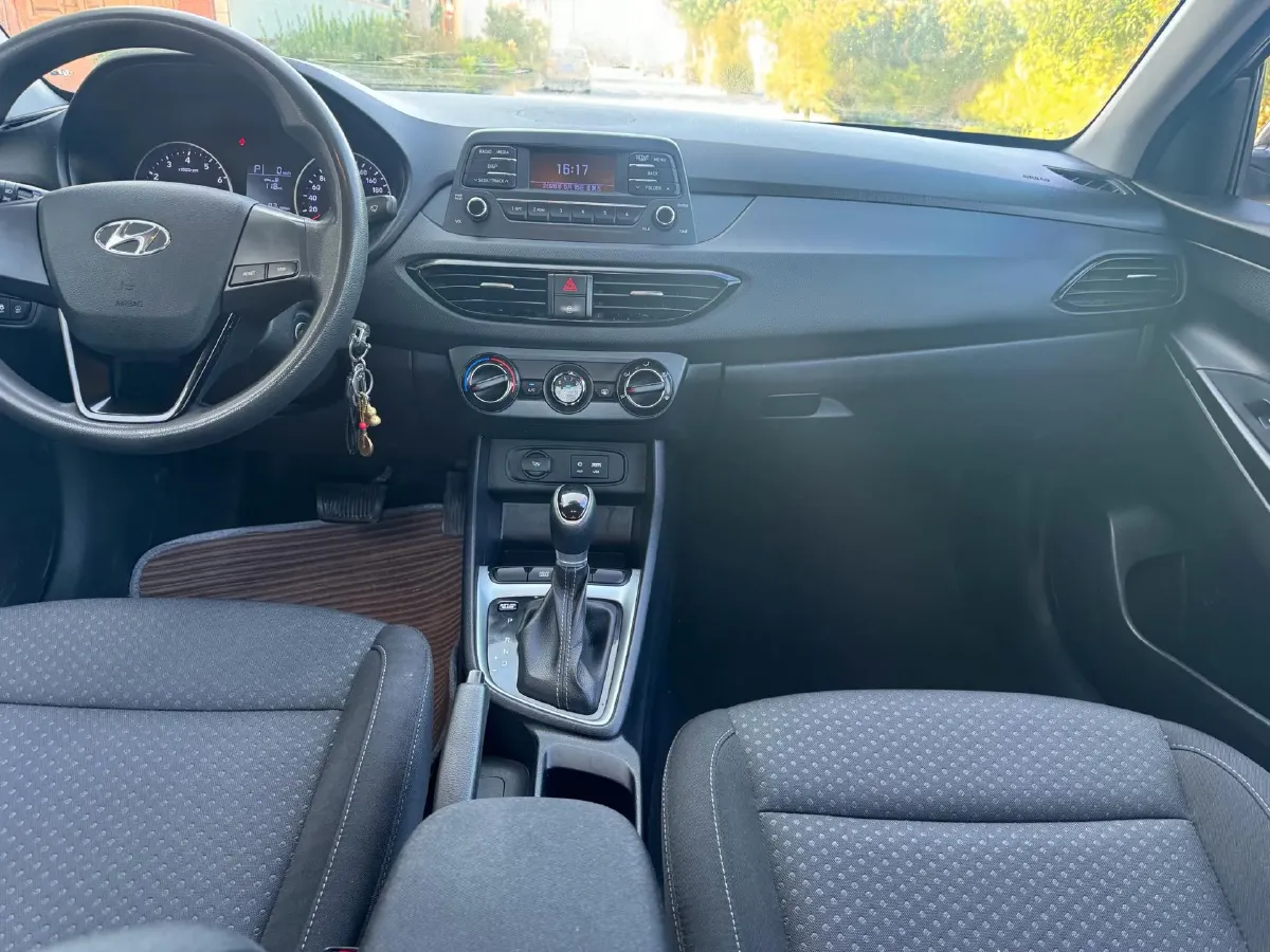 2020 Hyundai Celesta 1.6L 123HP L4 6AT,autocango,china used car exporter,china ev exporter,chinese used car exporter,chinese used ev exporter