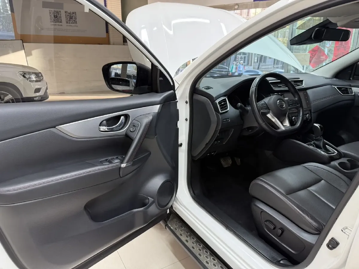 2022 Nissan Qashqai 2.0L 151HP L4 CVT,autocango,china used car exporter,china ev exporter,chinese used car exporter,chinese used ev exporter