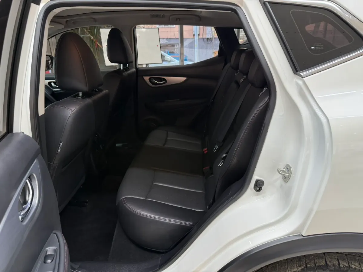 2022 Nissan Qashqai 2.0L 151HP L4 CVT,autocango,china used car exporter,china ev exporter,chinese used car exporter,chinese used ev exporter