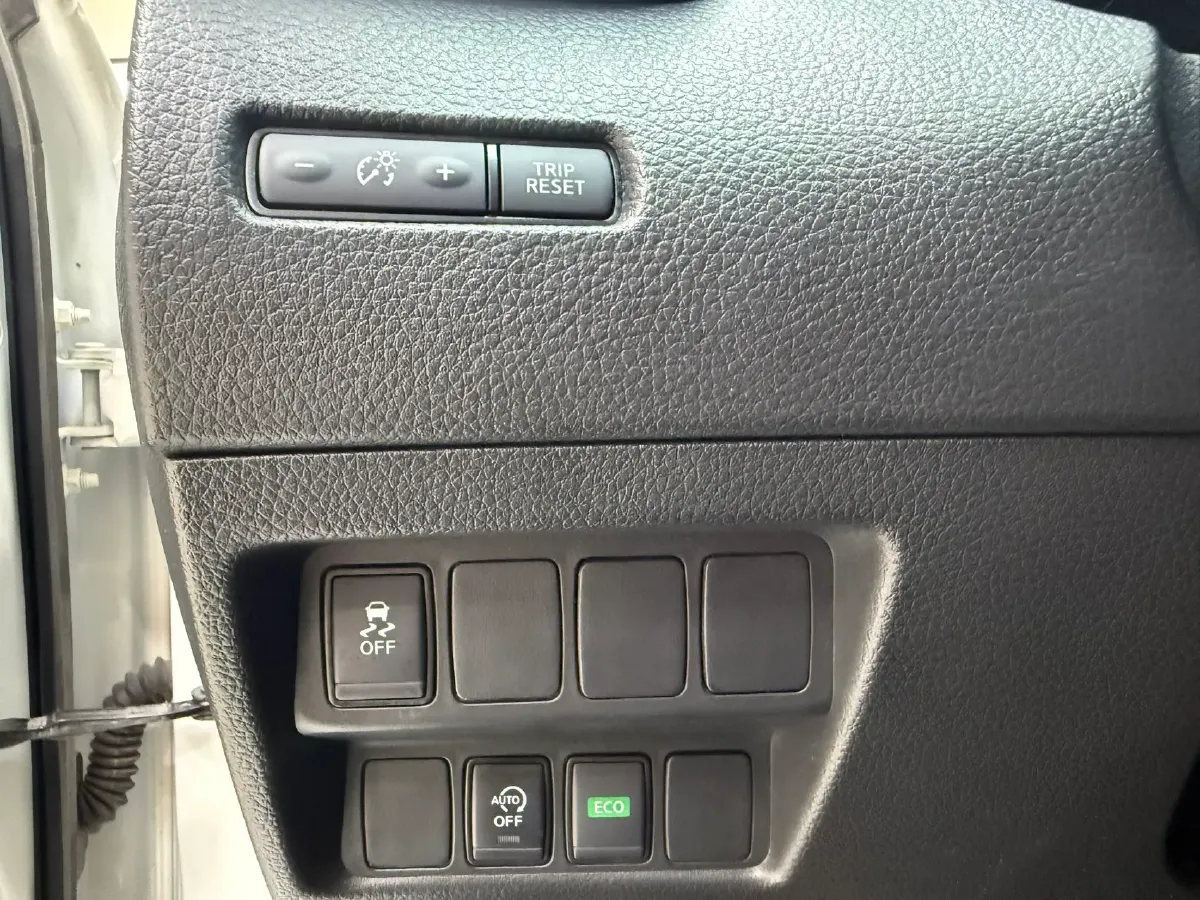 2022 Nissan Qashqai 2.0L 151HP L4 CVT,autocango,china used car exporter,china ev exporter,chinese used car exporter,chinese used ev exporter