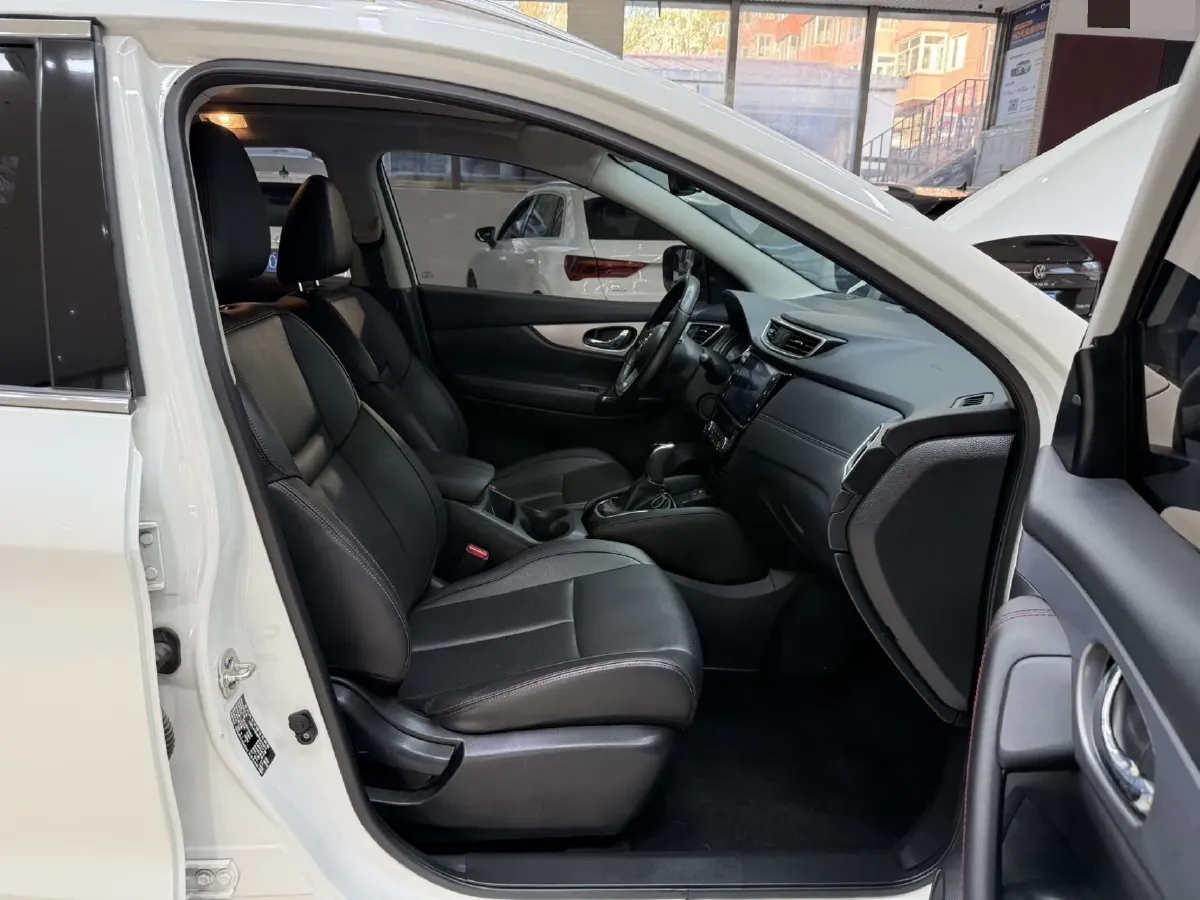 2022 Nissan Qashqai 2.0L 151HP L4 CVT,autocango,china used car exporter,china ev exporter,chinese used car exporter,chinese used ev exporter