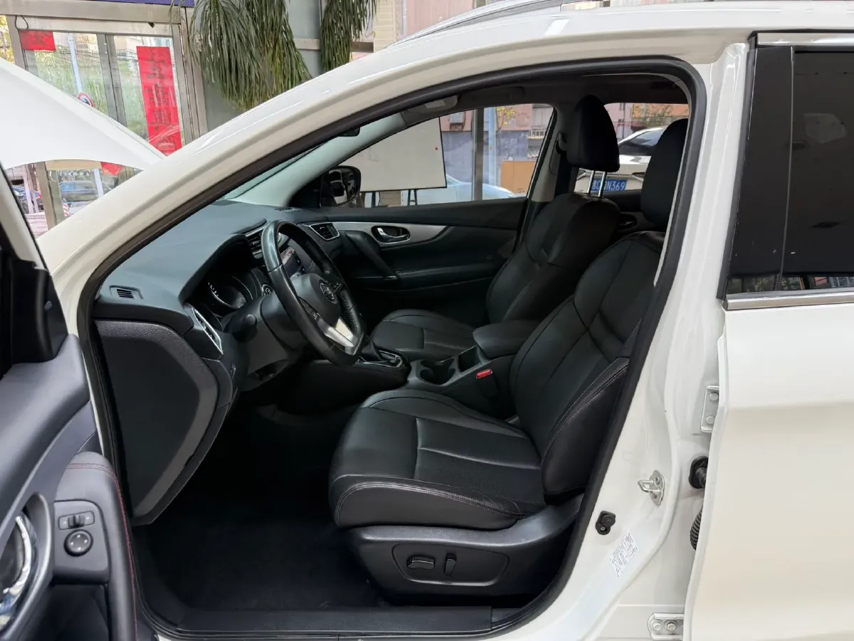 2022 Nissan Qashqai 2.0L 151HP L4 CVT,autocango,china used car exporter,china ev exporter,chinese used car exporter,chinese used ev exporter