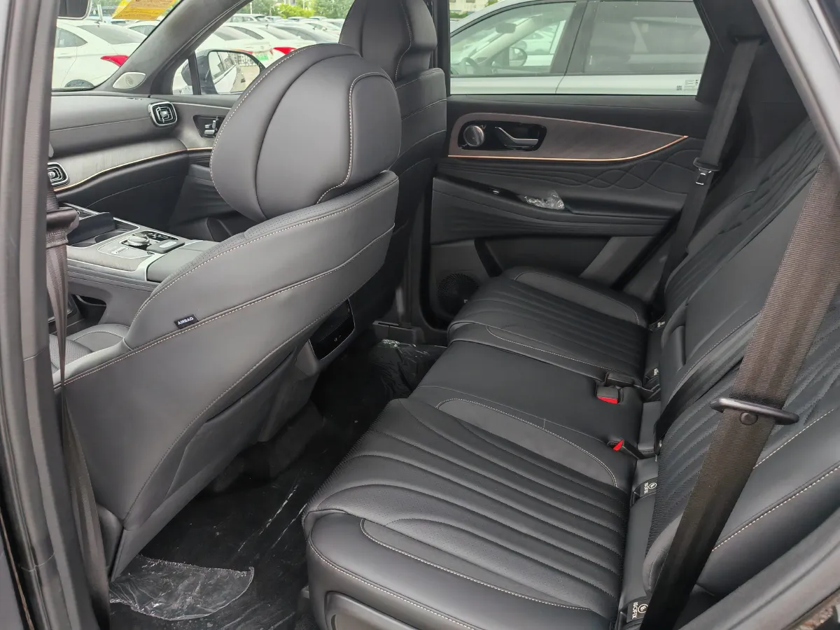 2025 Chery Tiggo 9 2.0T 261HP L4 7DCT,autocango,china used car exporter,china ev exporter,chinese used car exporter,chinese used ev exporter