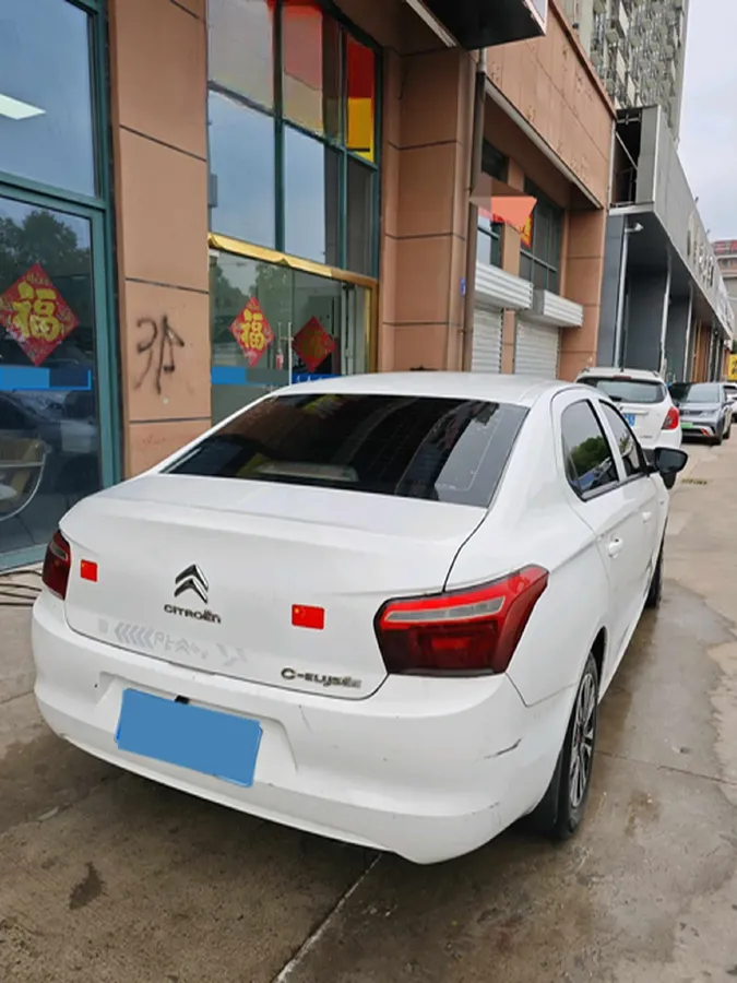 2017 HuangHai XiangLong 2.8T 102HP L4 5MT,autocango,china used car exporter,china ev exporter,chinese used car exporter,chinese used ev exporter