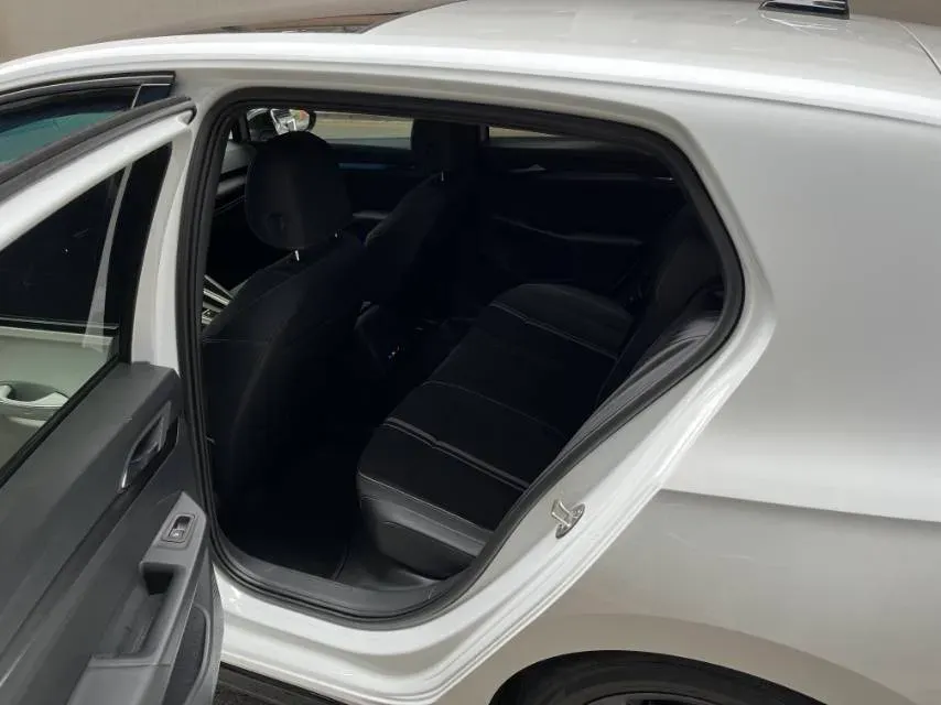 2023 Volkswagen Golf 1.4T 150HP L4 7DCT,autocango,china used car exporter,china ev exporter,chinese used car exporter,chinese used ev exporter