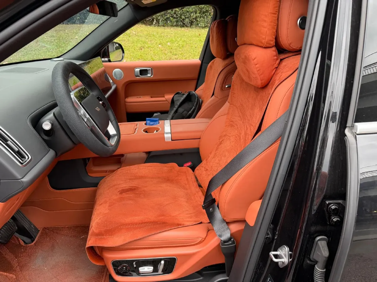 2024 Li L8 Range Extended 154HP REEV 42.8KWH,autocango,china used car exporter,china ev exporter,chinese used car exporter,chinese used ev exporter