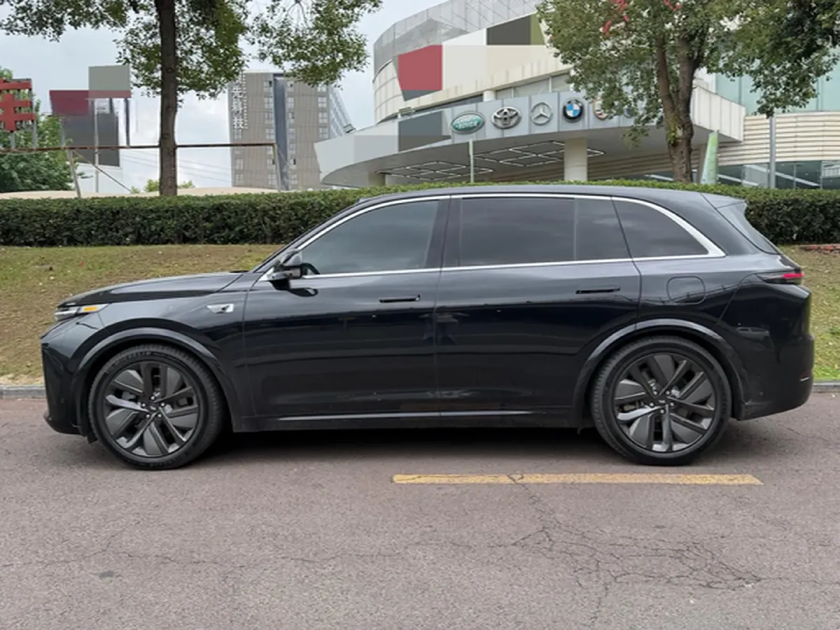 2024 Li L8 Range Extended 154HP REEV 42.8KWH,autocango,china used car exporter,china ev exporter,chinese used car exporter,chinese used ev exporter