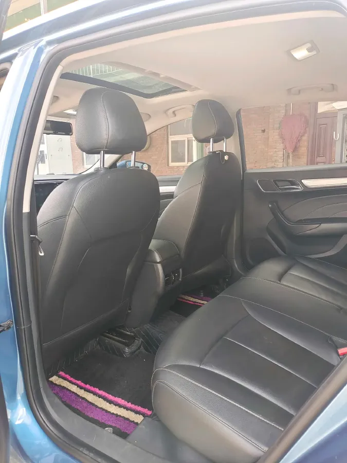 2017 Roewe i6 1.0T 125HP L3 2AT PHEV,autocango,china used car exporter,china ev exporter,chinese used car exporter,chinese used ev exporter