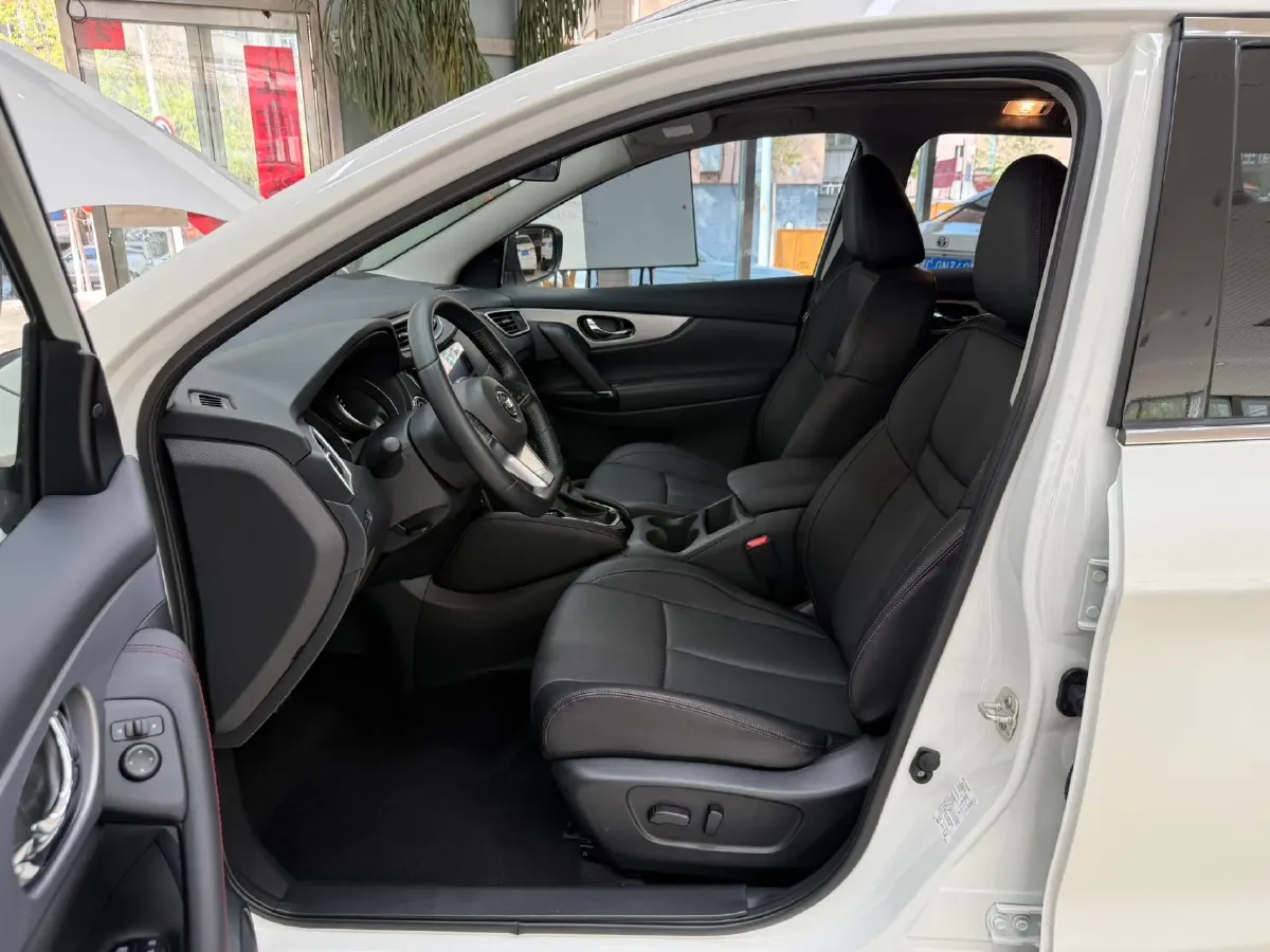 2023 Nissan Qashqai 2.0L 151HP L4 CVT,autocango,china used car exporter,china ev exporter,chinese used car exporter,chinese used ev exporter